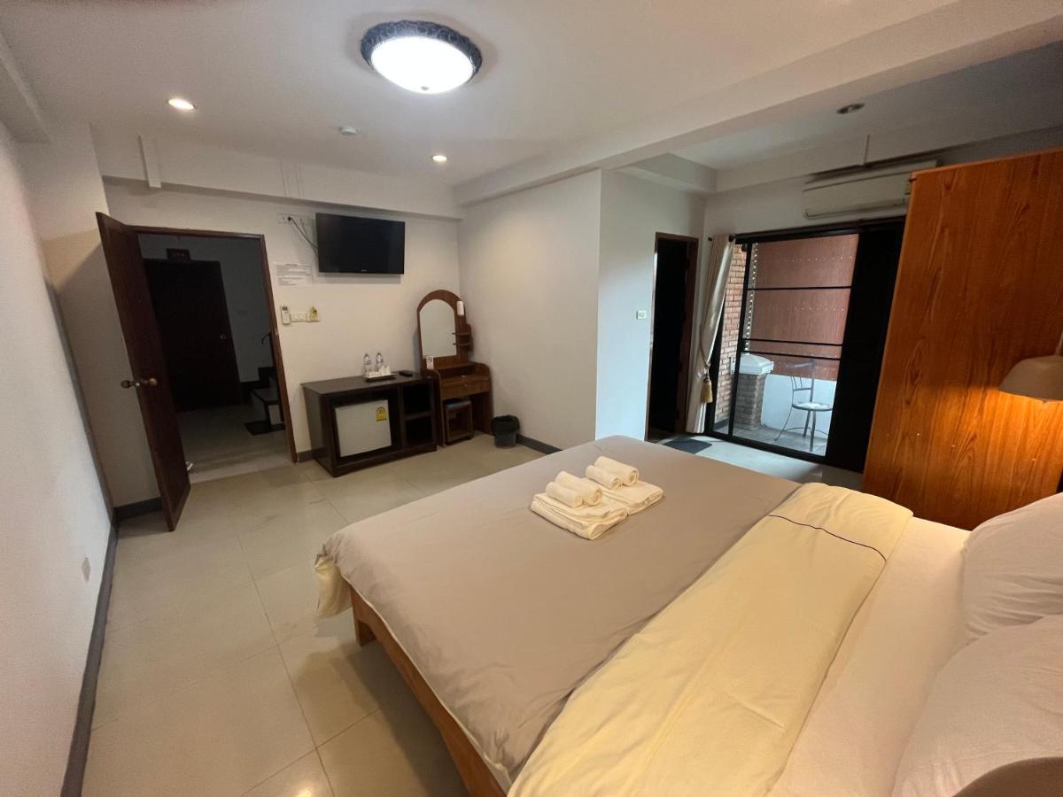 Tjr Boutique Hotel チエンマイ エクステリア 写真